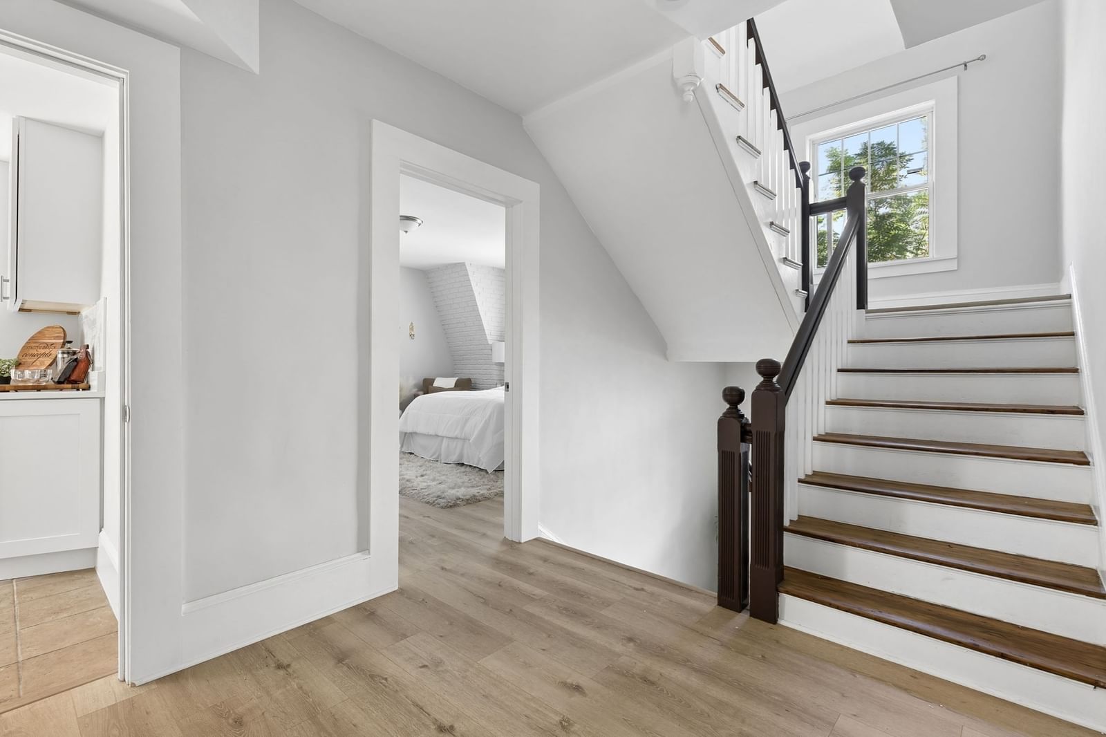 5 Kenwood St #3 Somerville — Photo 3 of 22