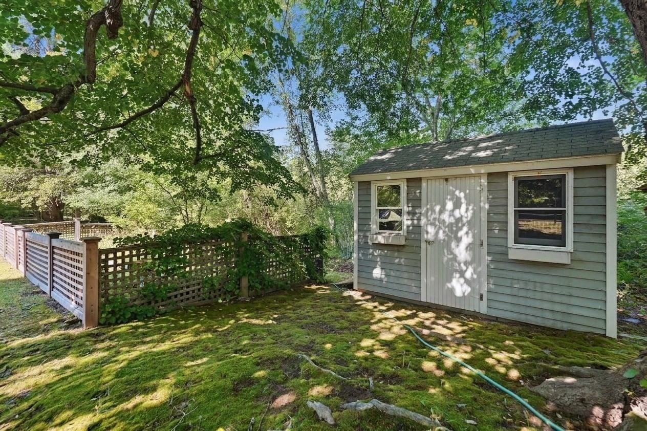 52 Hickory Rd Sudbury — Photo 41 of 42
