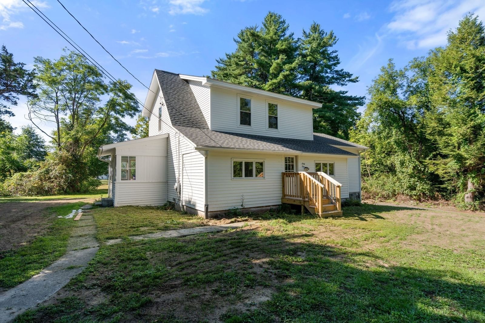61 Pelham Rd Amherst — Photo 1 of 35