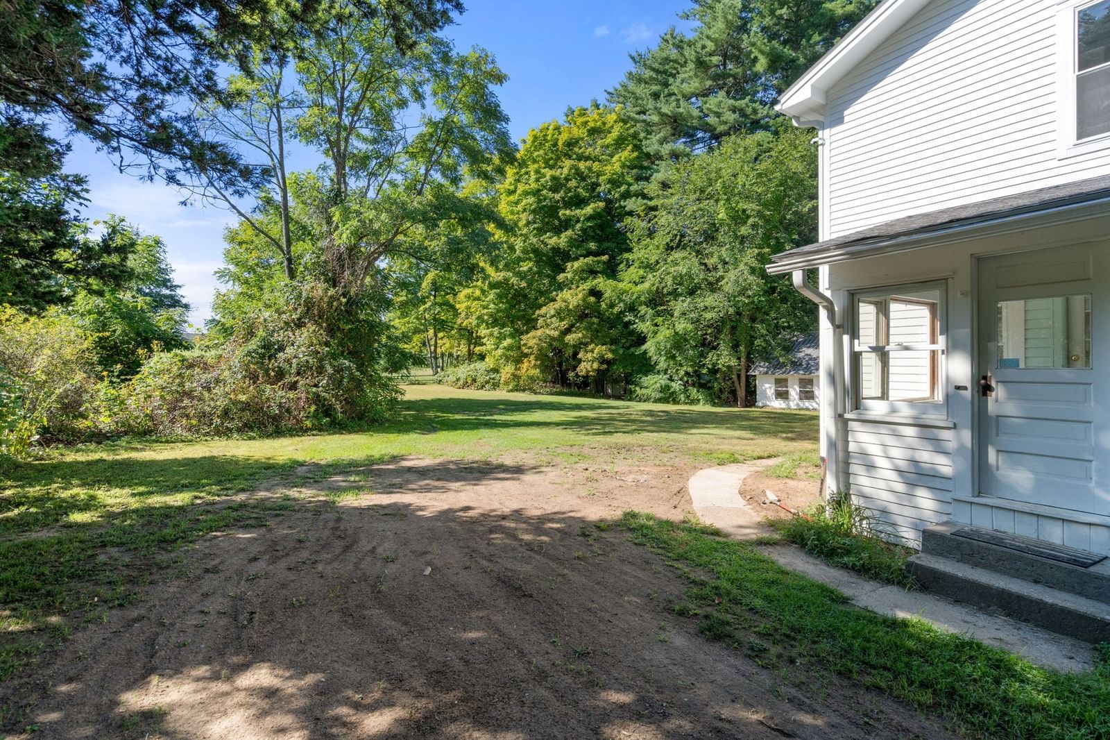 61 Pelham Rd Amherst — Photo 28 of 35