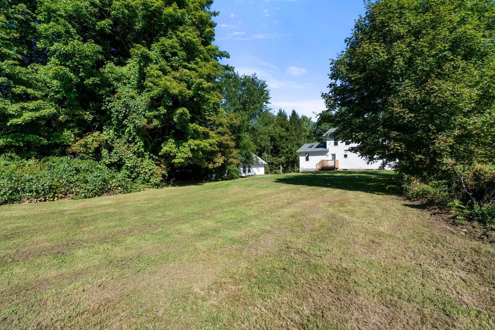 61 Pelham Rd Amherst — Photo 33 of 35