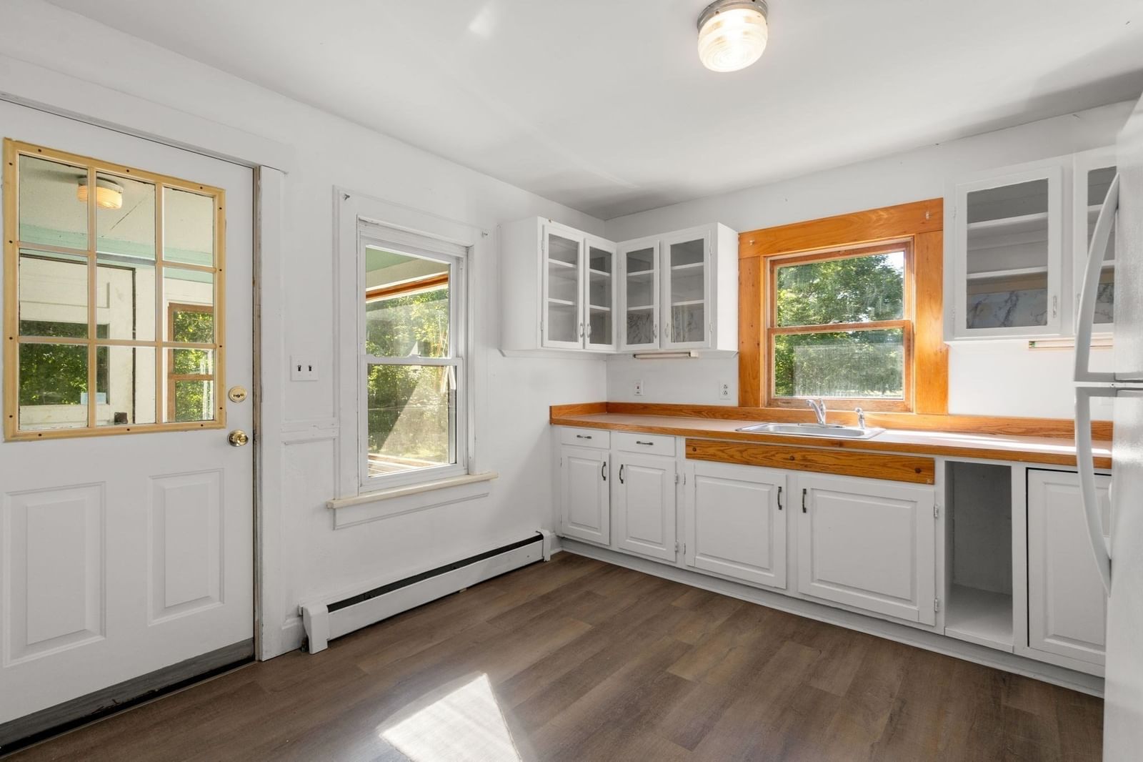 61 Pelham Rd Amherst — Photo 6 of 35