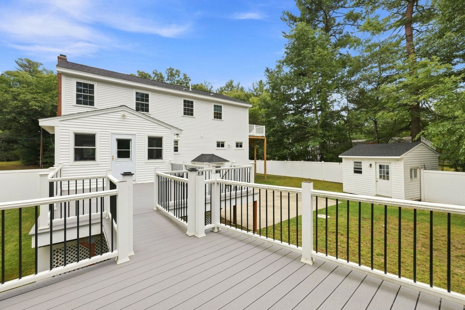 8 Victory Rd Billerica — Photo 2 of 40