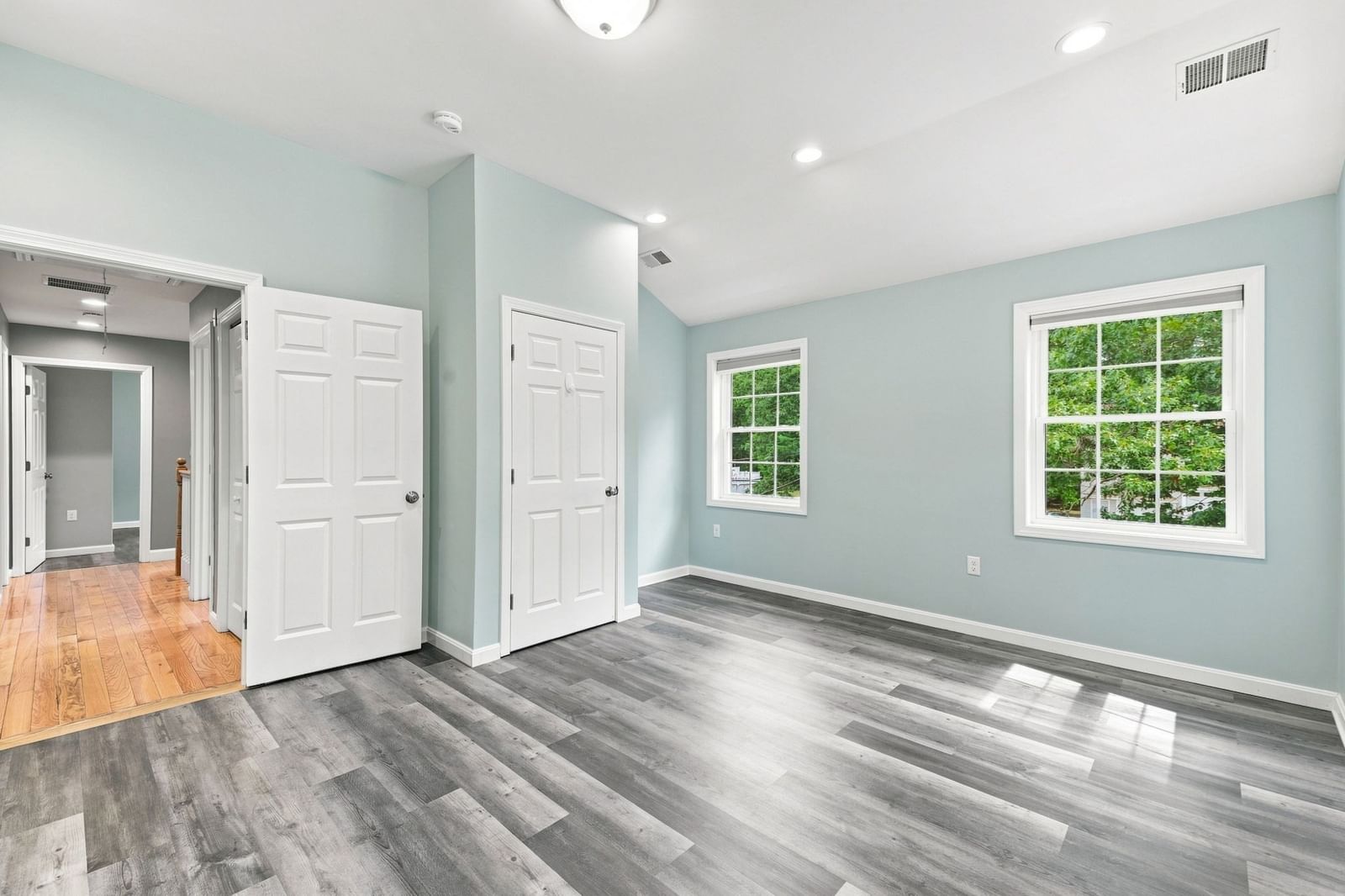 8 Victory Rd Billerica — Photo 20 of 40