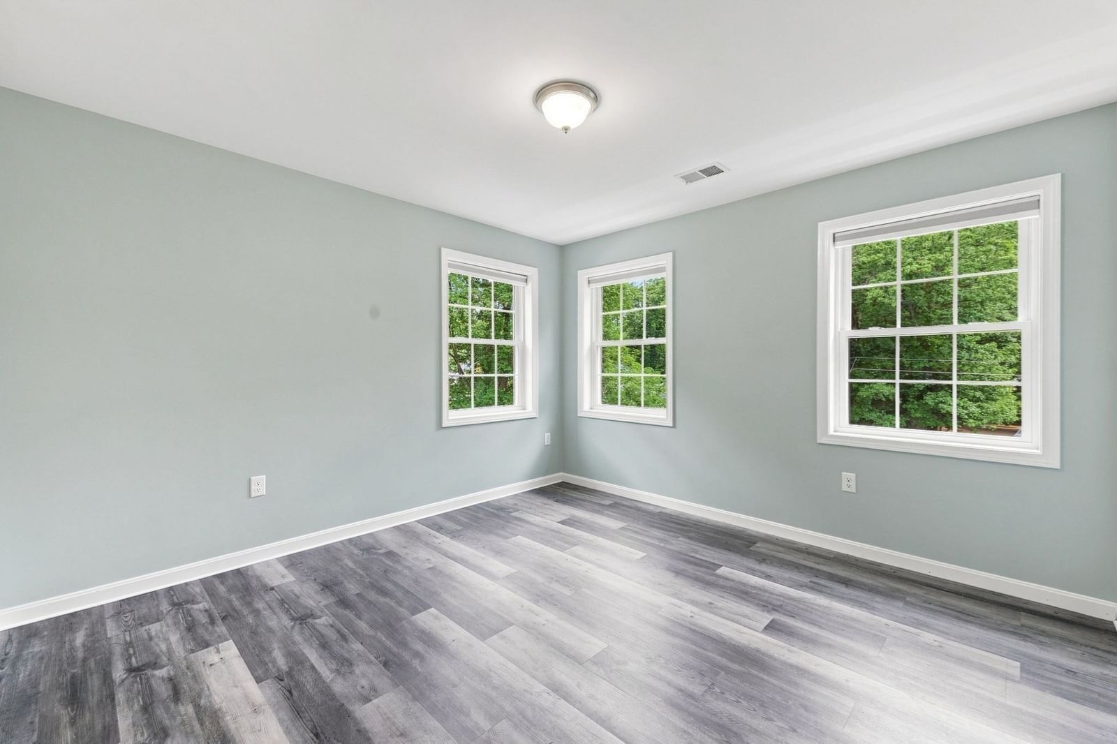 8 Victory Rd Billerica — Photo 28 of 40