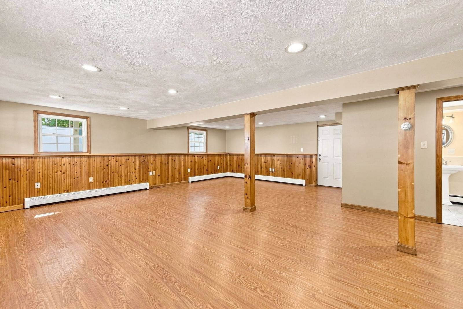 8 Victory Rd Billerica — Photo 31 of 40
