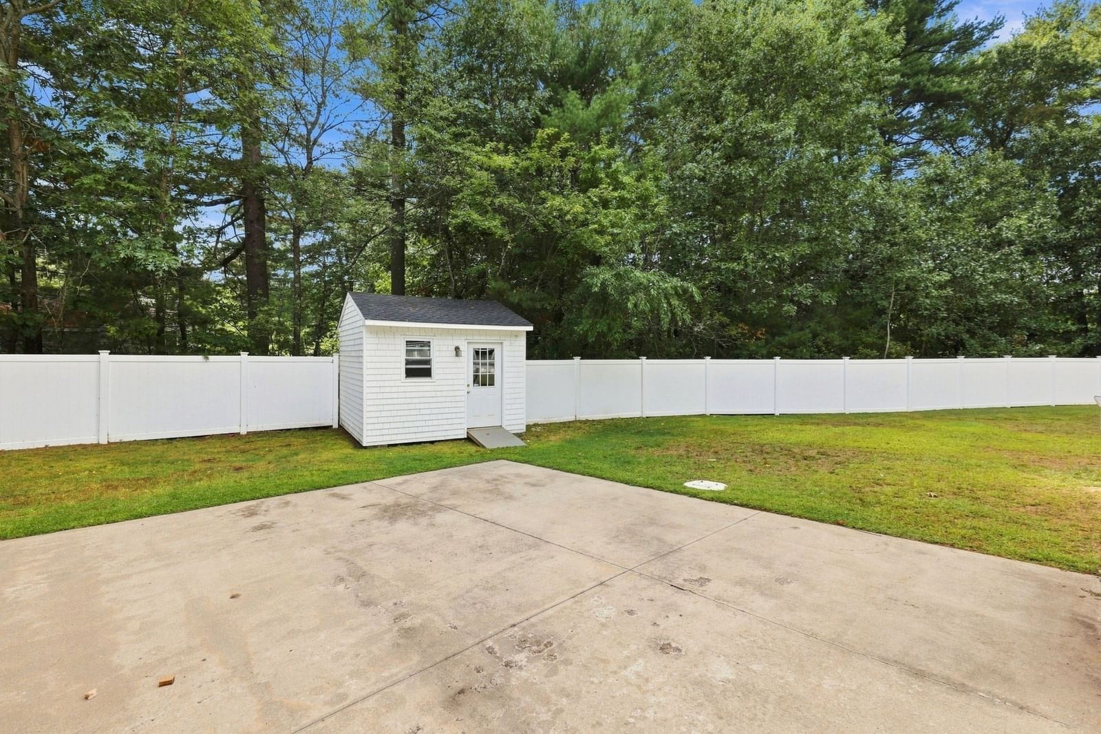 8 Victory Rd Billerica — Photo 37 of 40