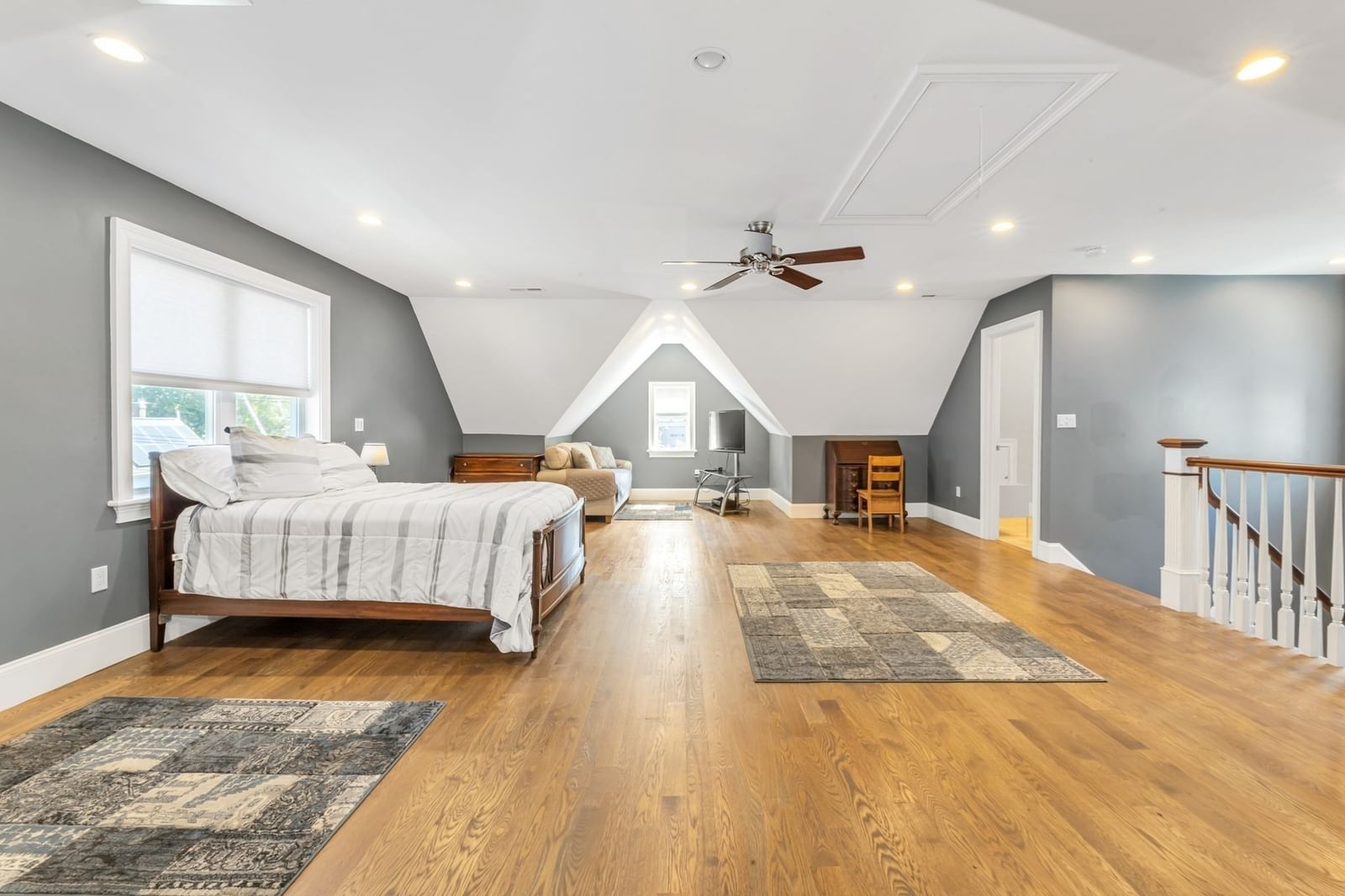 131 Gardner Street Boston — Photo 28 of 42