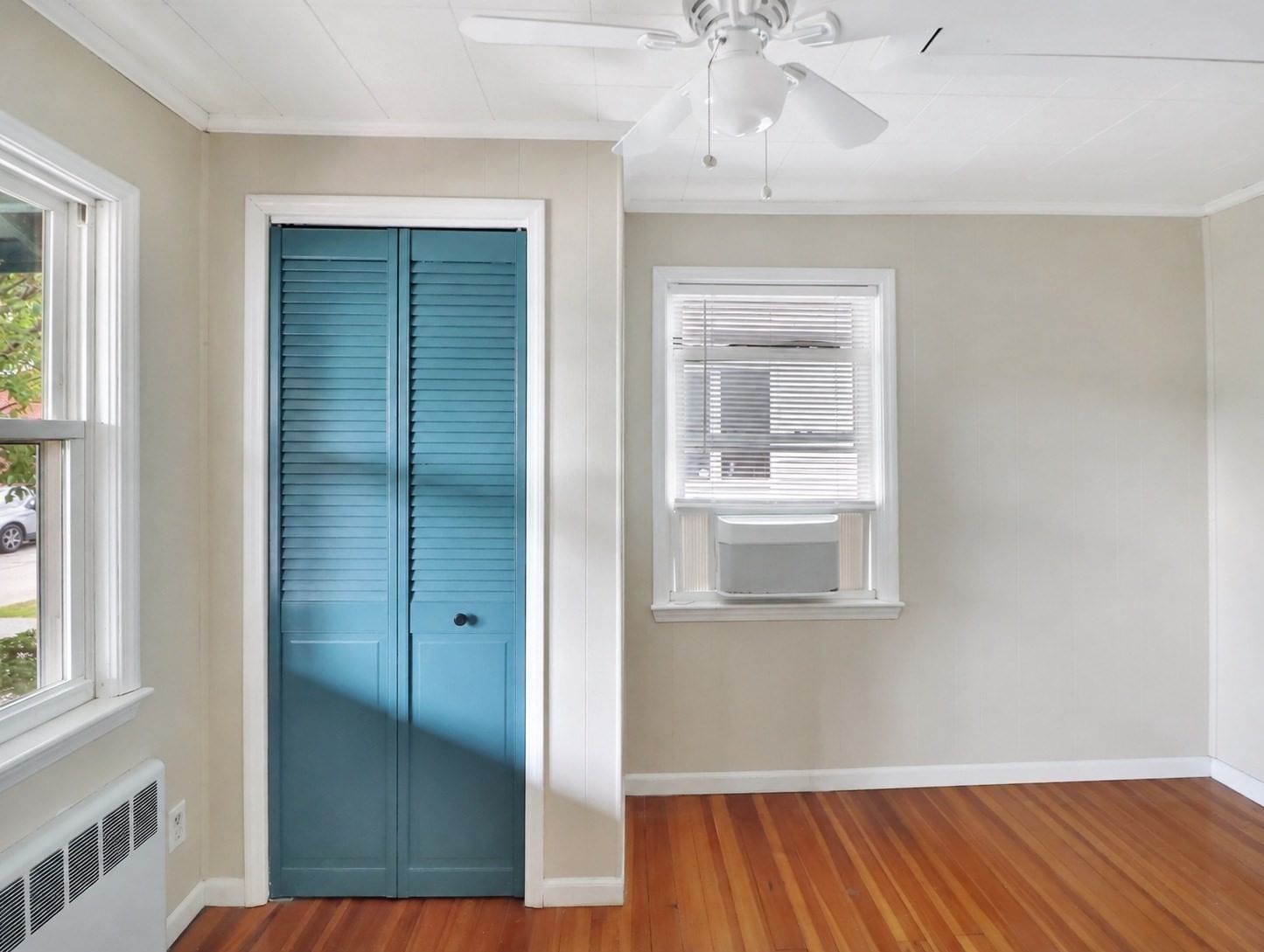 41 F Street Hull — Photo 17 of 42