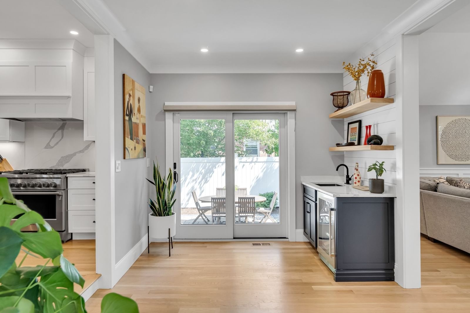 409 Crafts Street Newton — Photo 10 of 38