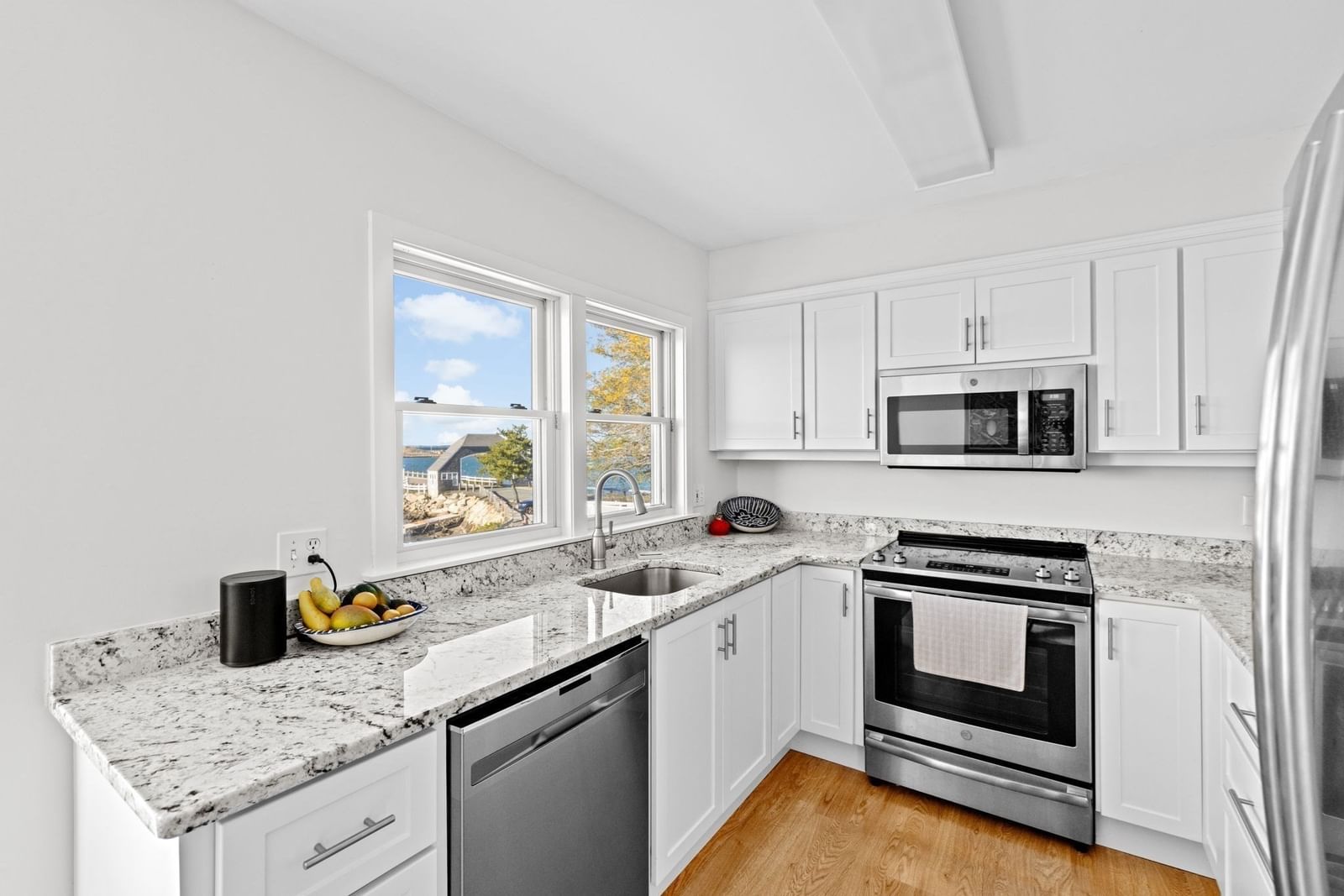 1 Marina Dr #1 Hull — Photo 12 of 35