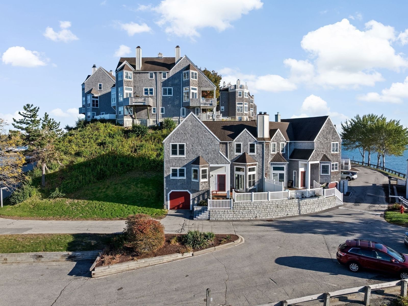 1 Marina Dr #1 Hull — Photo 3 of 35