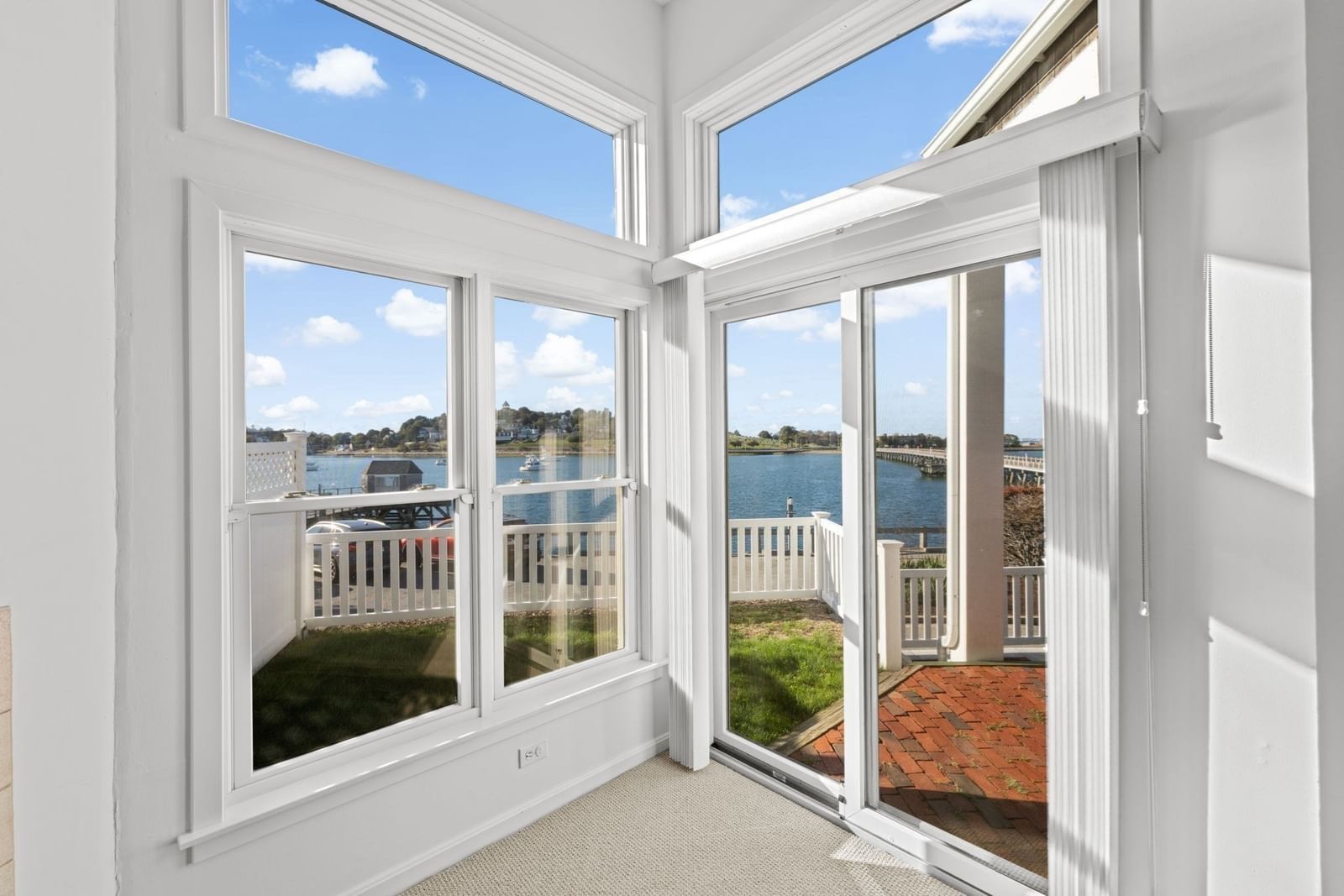 1 Marina Dr #1 Hull — Photo 8 of 35