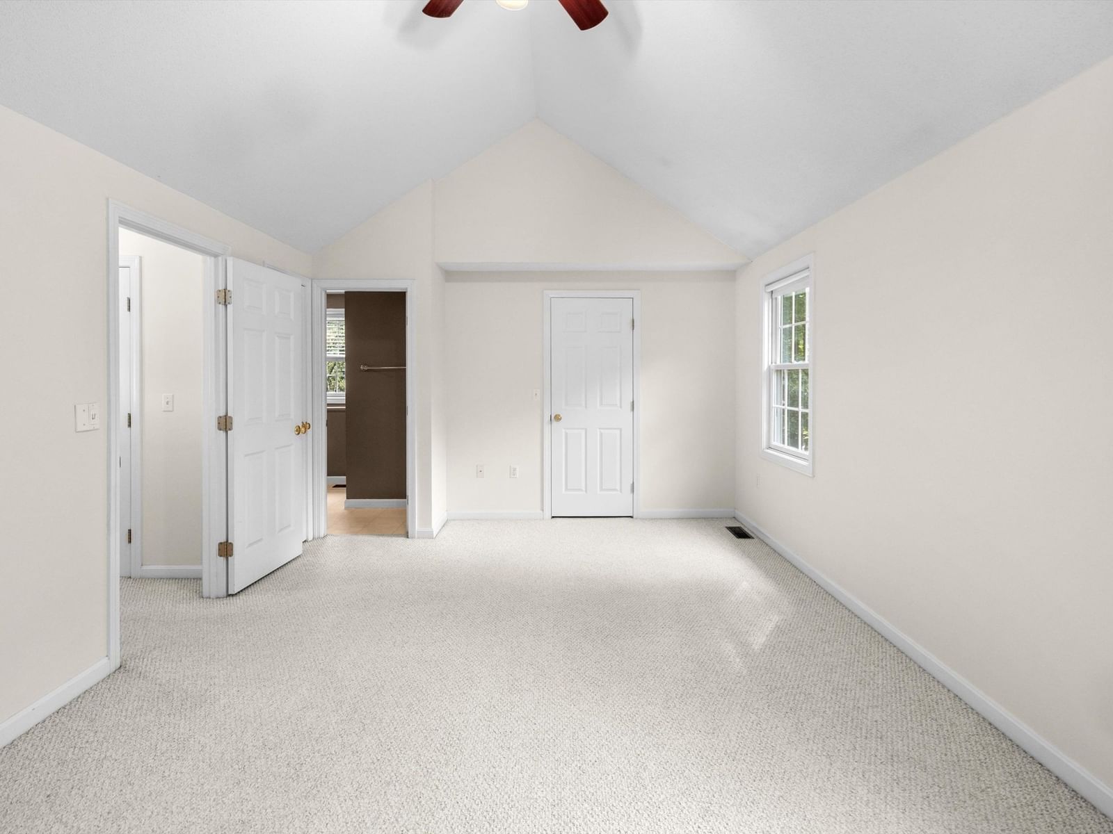 53 Lancaster Rd #10 Clinton — Photo 16 of 42