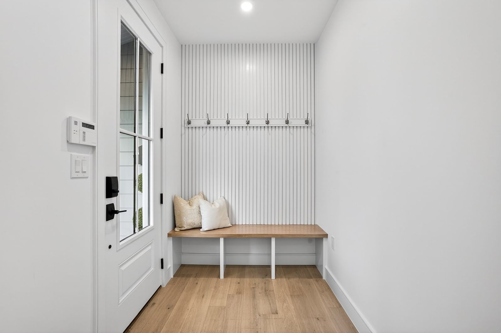 17 Jewett Place #2 Newton — Photo 12 of 31