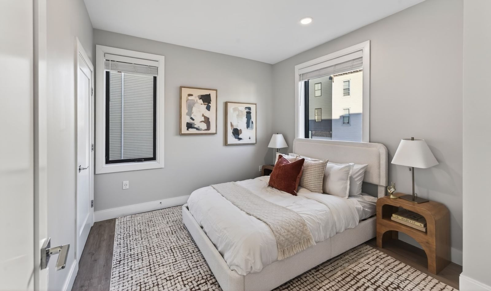 656 Saratoga #204 Boston — Photo 9 of 22