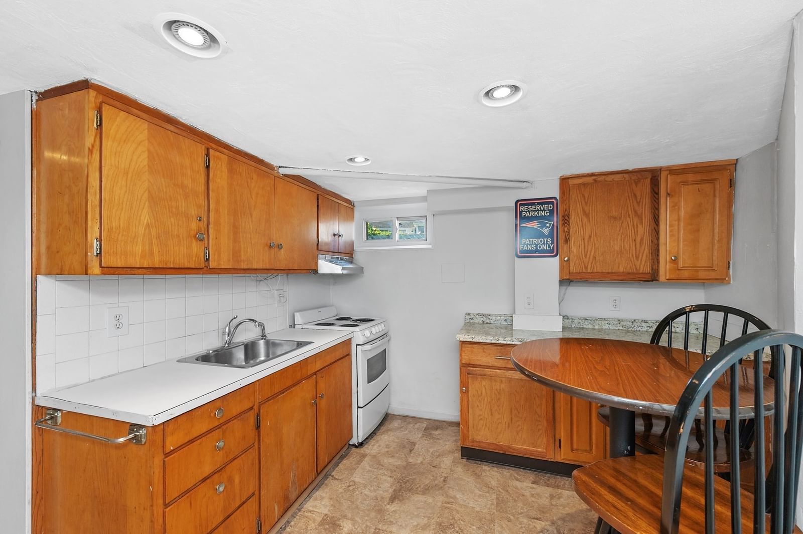 9 Fosters Ln Wakefield — Photo 20 of 29