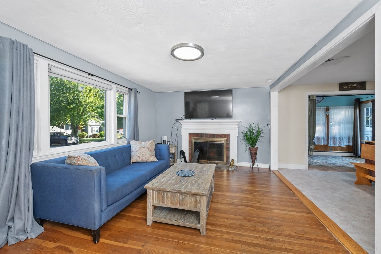 9 Fosters Ln Wakefield — Photo 7 of 29