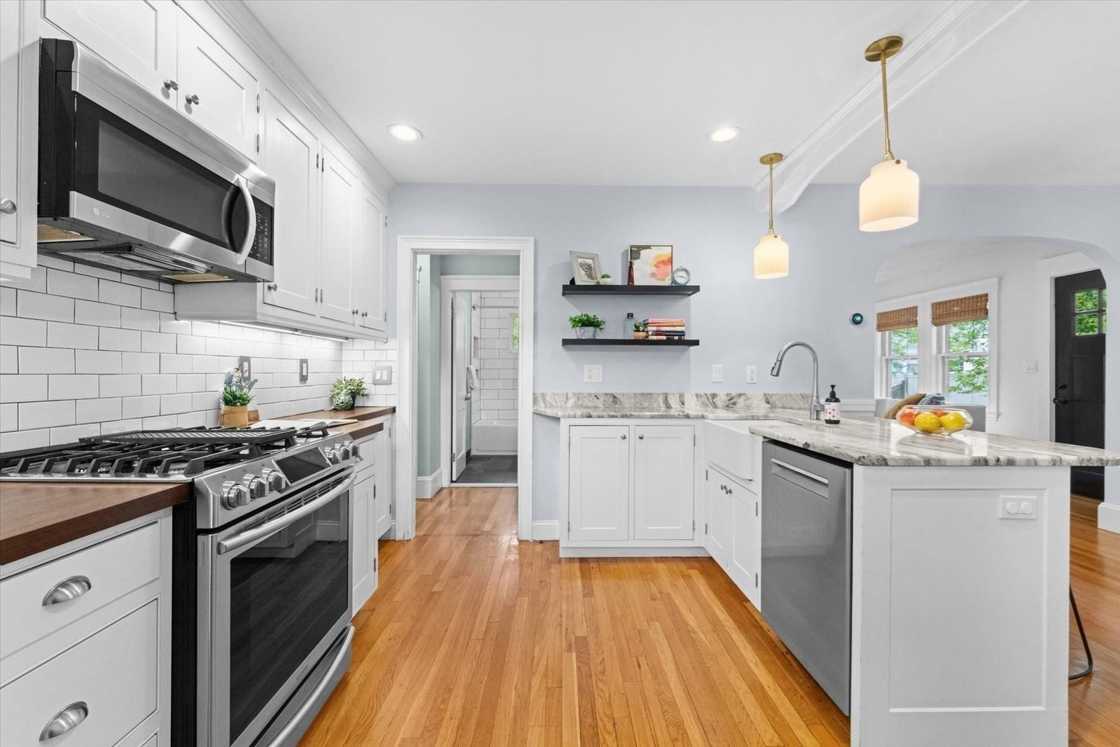 794 Highland Avenue Medford — Photo 10 of 38