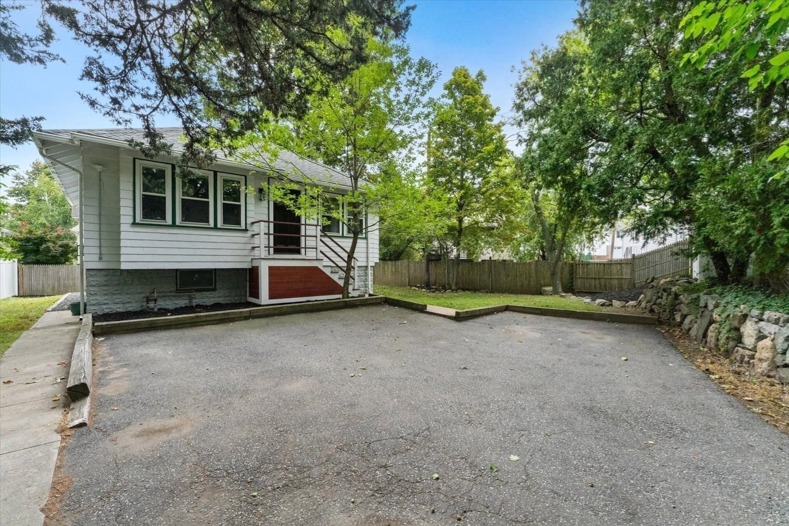 794 Highland Avenue Medford — Photo 30 of 38