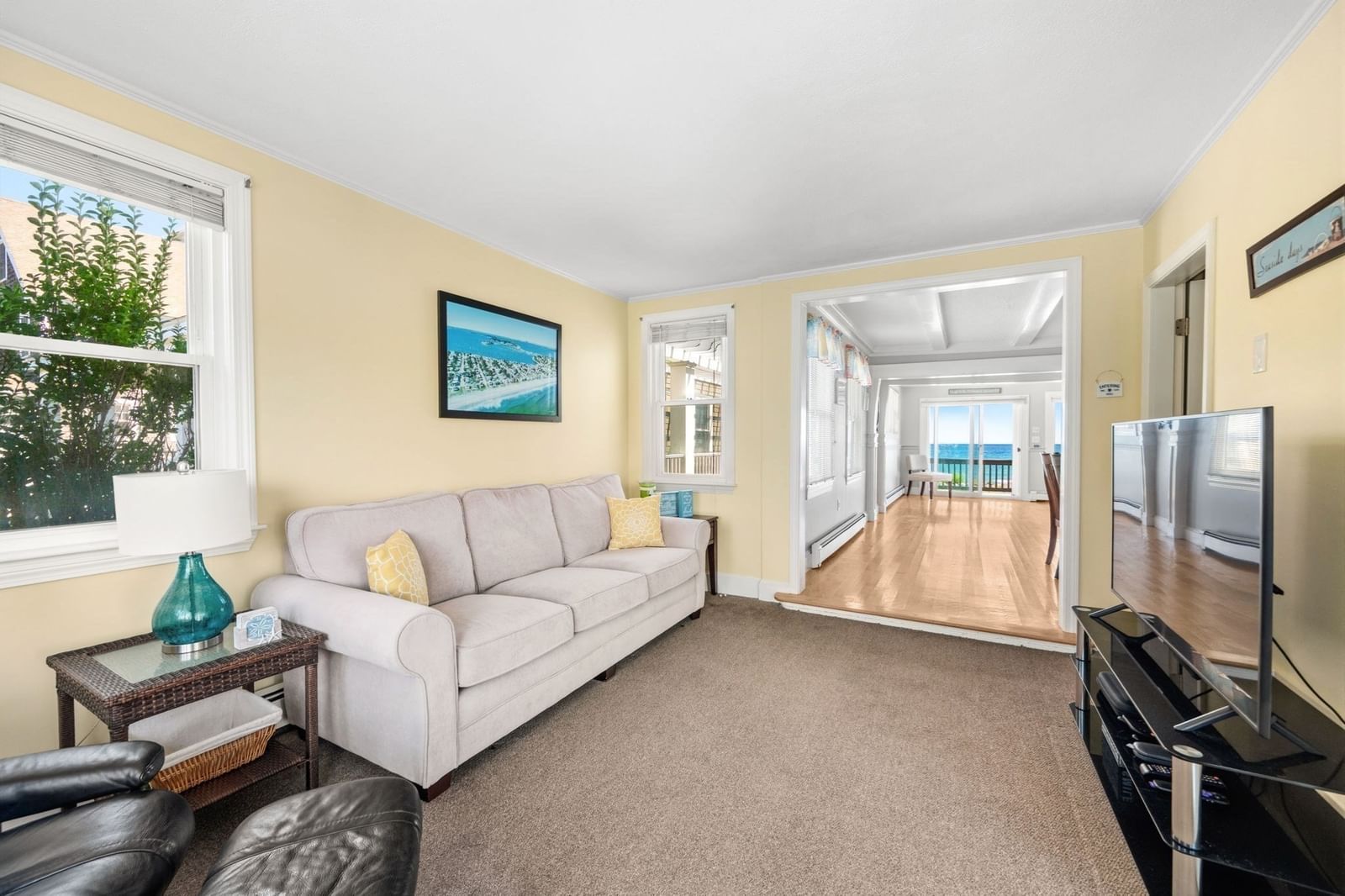 331 Beach Ave Hull — Photo 10 of 26