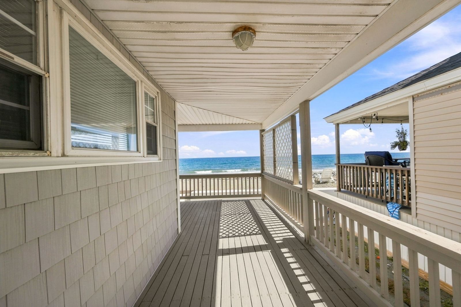 331 Beach Ave Hull — Photo 12 of 26