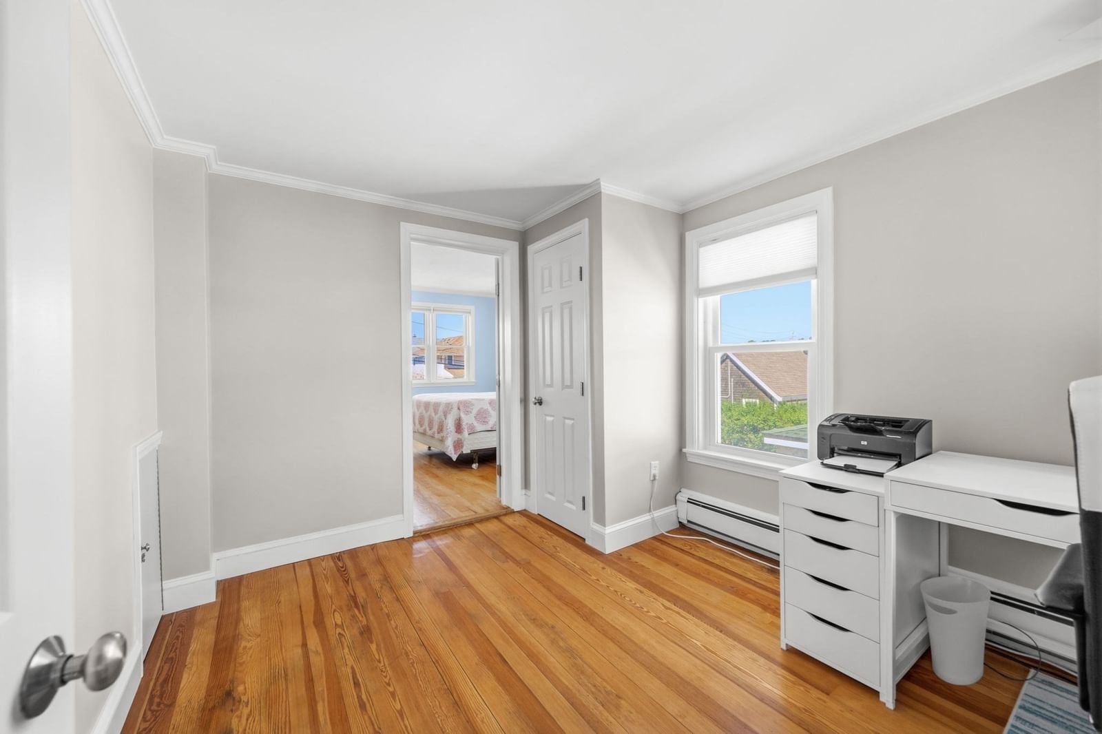 331 Beach Ave Hull — Photo 17 of 26