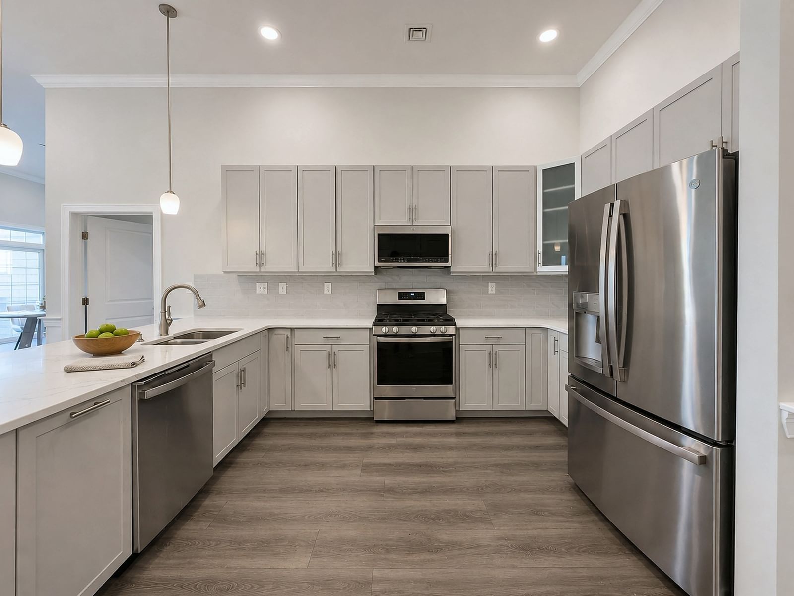 320 Middlesex Ave #A402 Medford — Photo 4 of 39