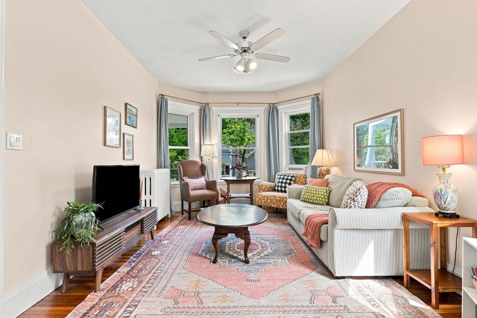 111 Locust St #2 Winthrop — Photo 5 of 19