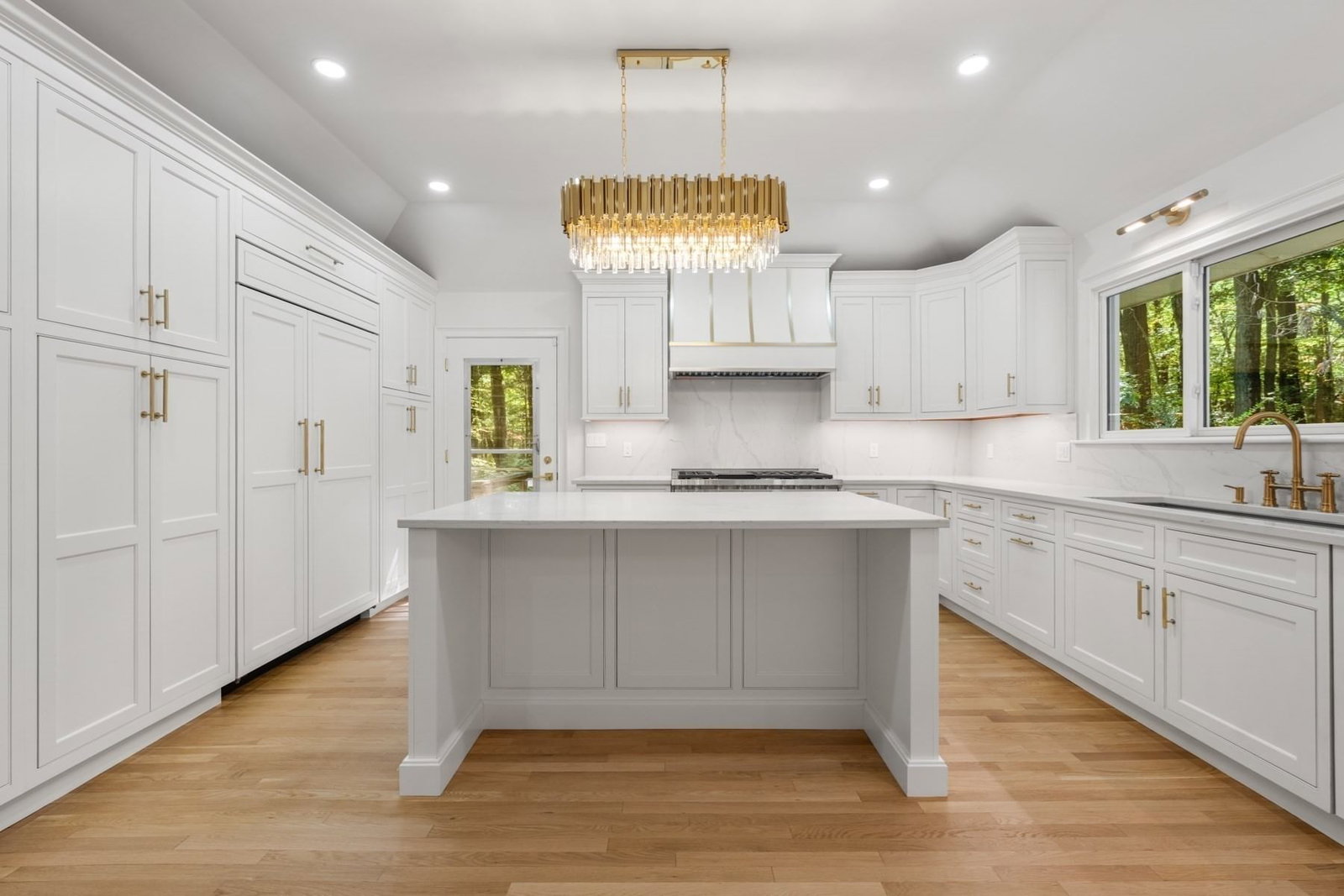 80 Doublet Hill Rd Weston — Photo 2 of 27