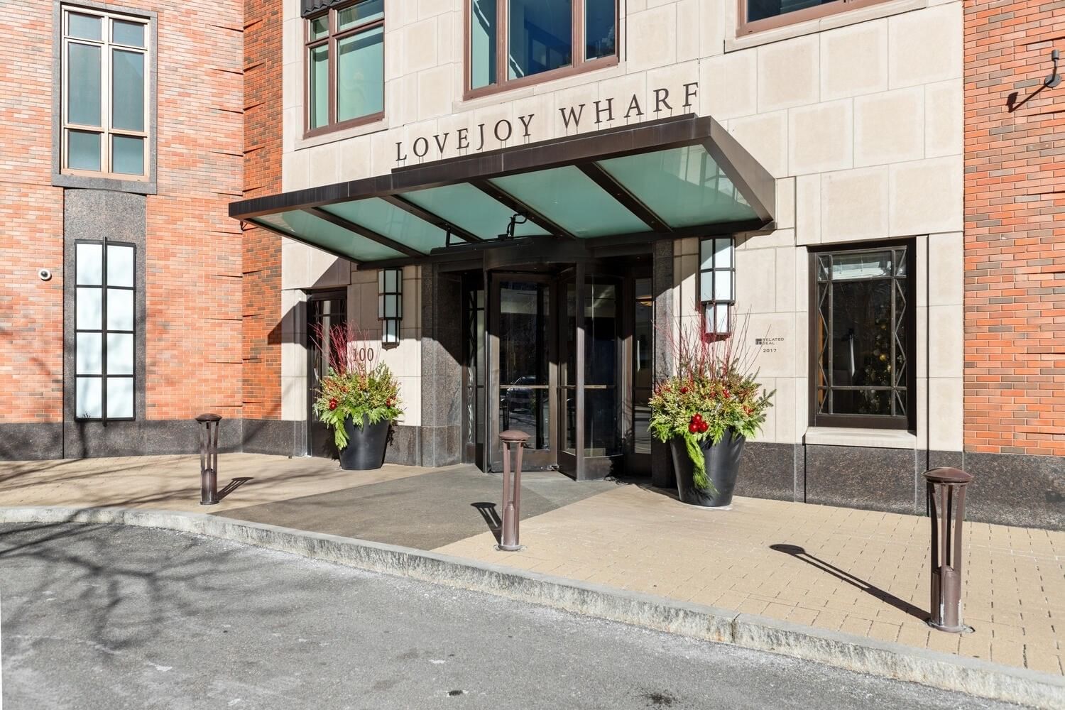 100 Lovejoy Wharf #8-H Boston — Photo 16 of 28