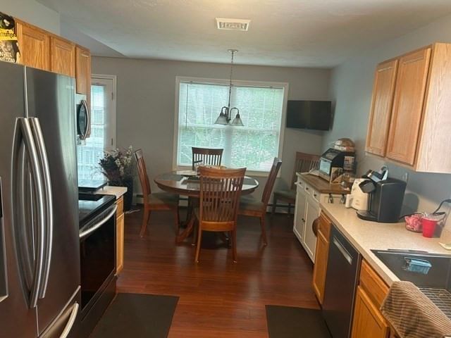 3 Deirdre Cir #6 Rehoboth — Photo 4 of 12