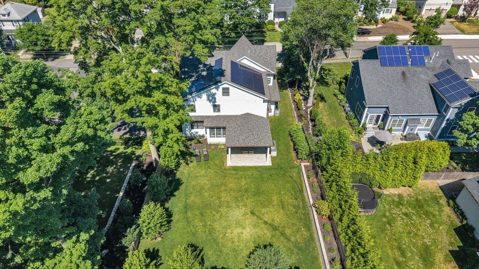 98 Beethoven Ave Newton — Photo 24 of 27