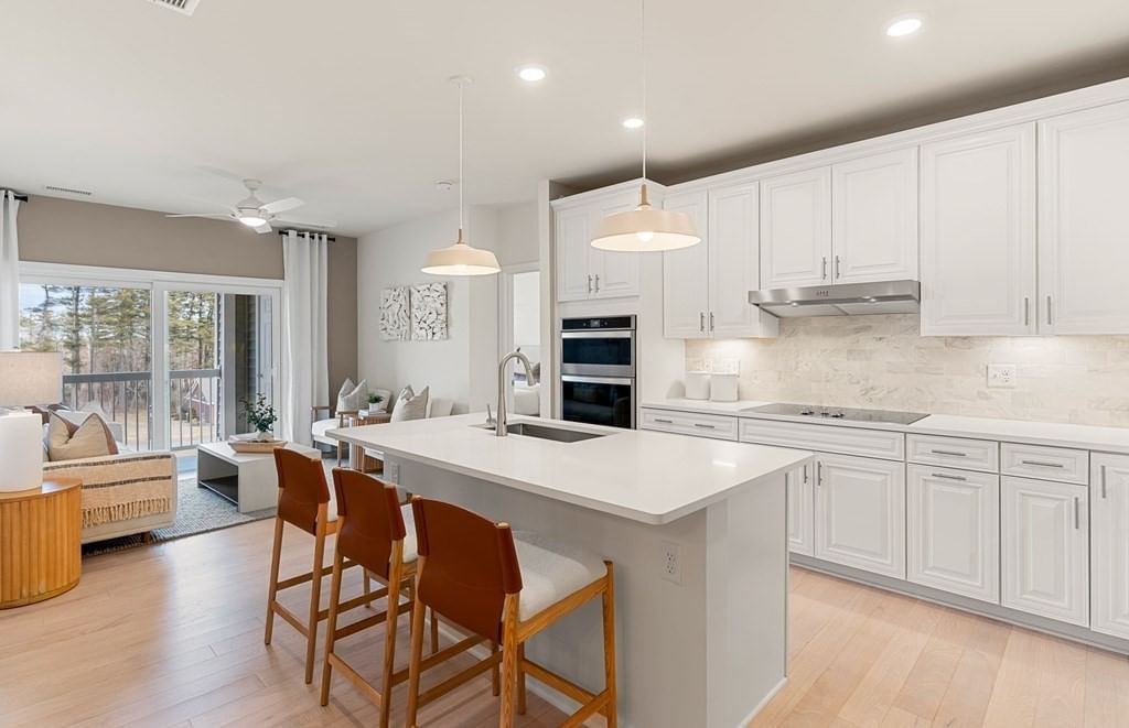 320 Martins Landing #511 North Reading — Photo 3 of 35