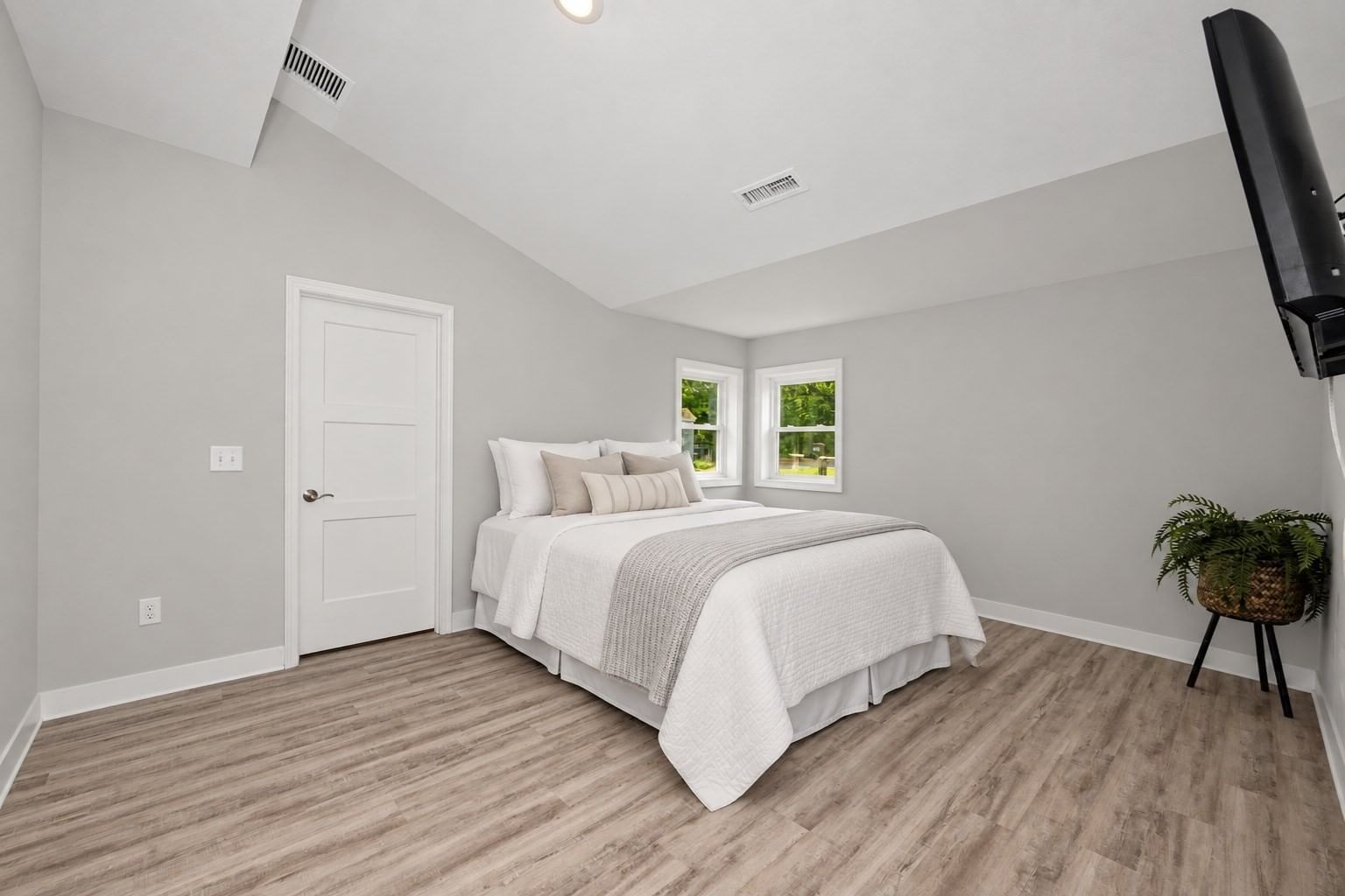 6 Wilson Ave Spencer — Photo 7 of 20