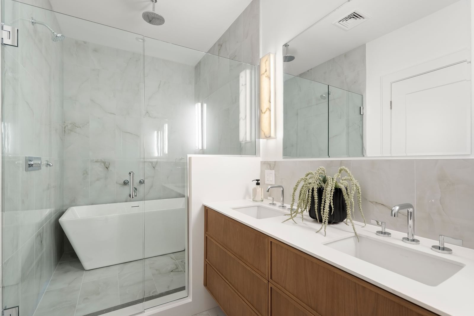 595 Albany Street #502 Boston — Photo 12 of 25