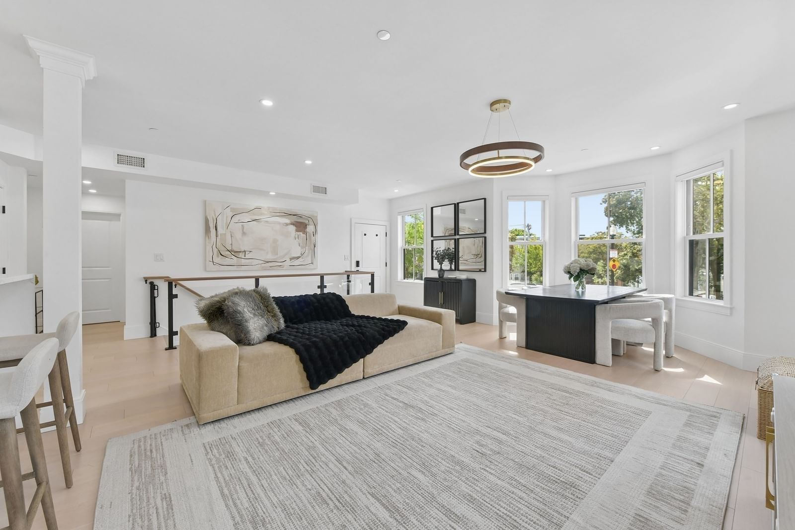 100 White St #1 Boston — Photo 1 of 25