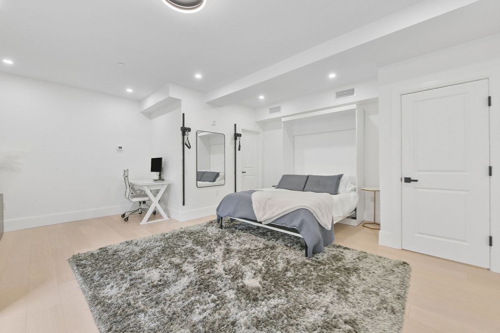 100 White St #1 Boston — Photo 17 of 25