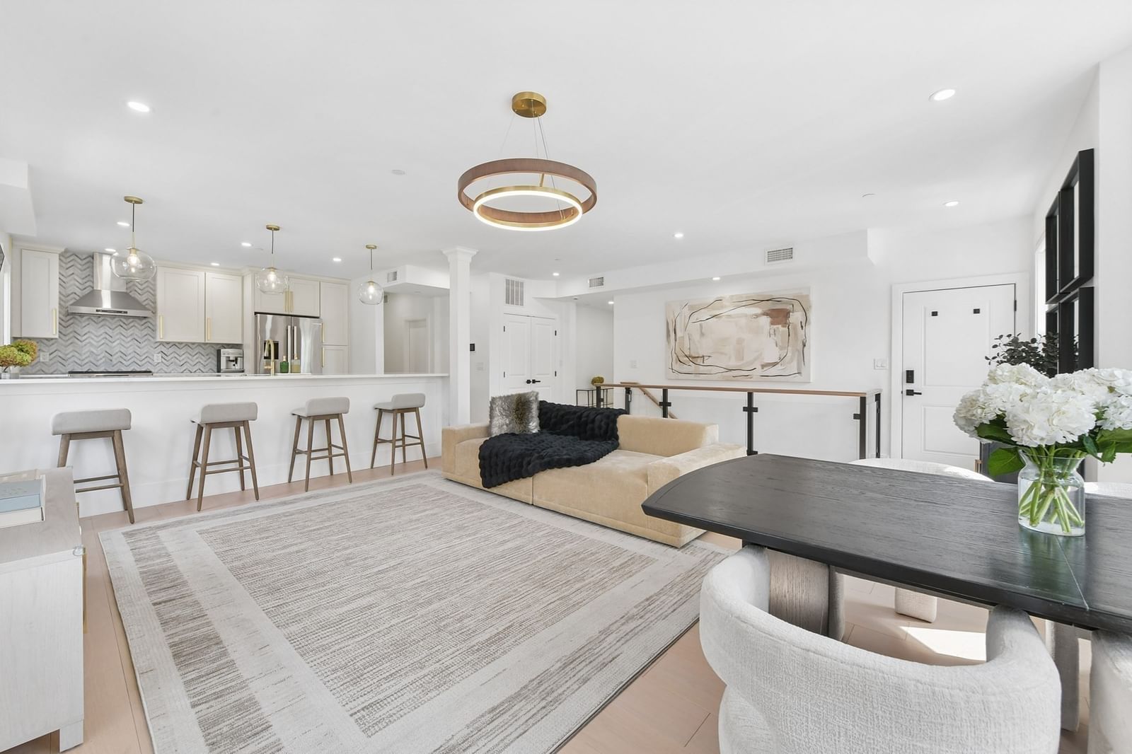 100 White St #1 Boston — Photo 5 of 25