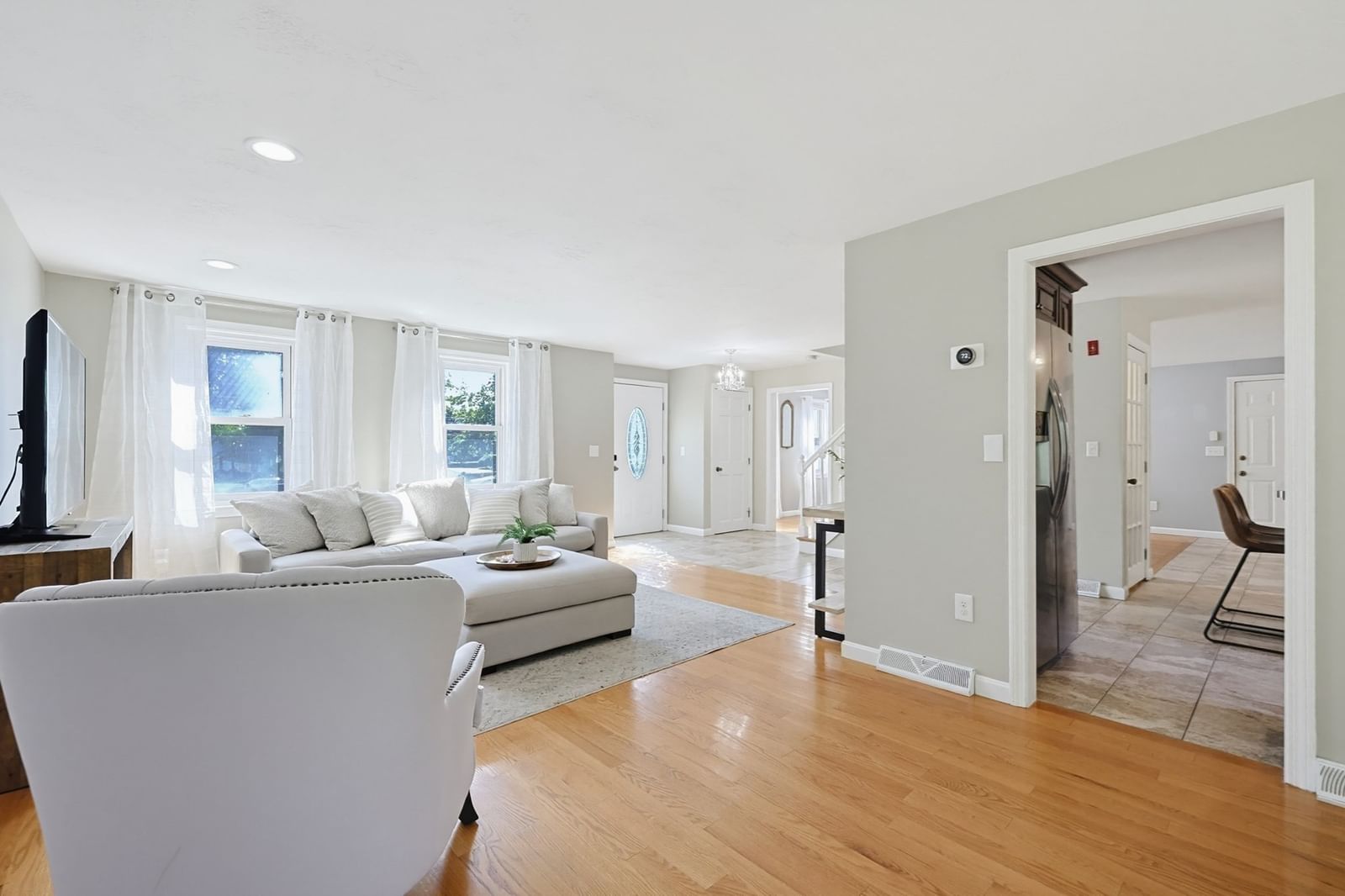 34 Zarek Dr Attleboro — Photo 11 of 42