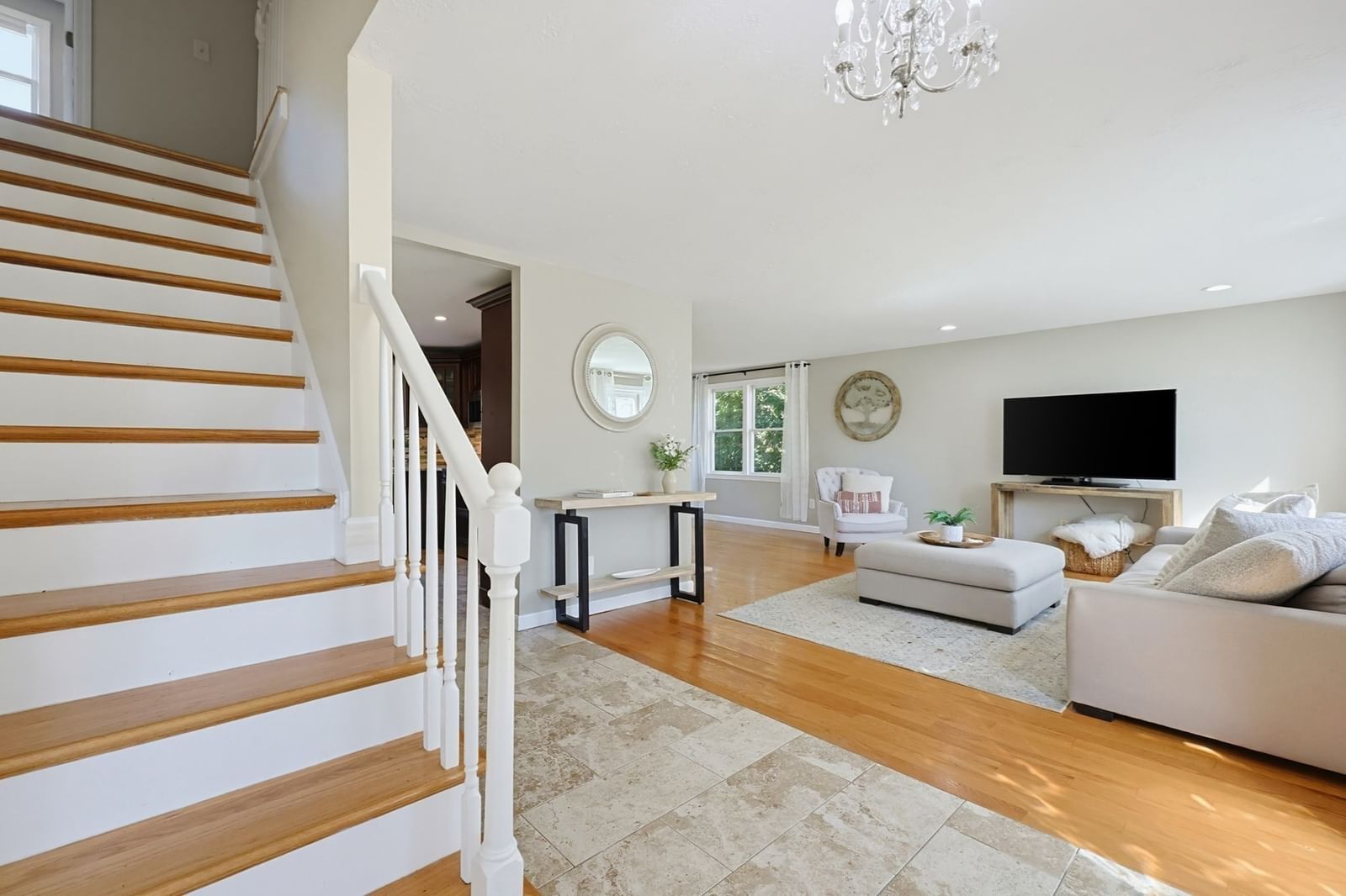 34 Zarek Dr Attleboro — Photo 4 of 42