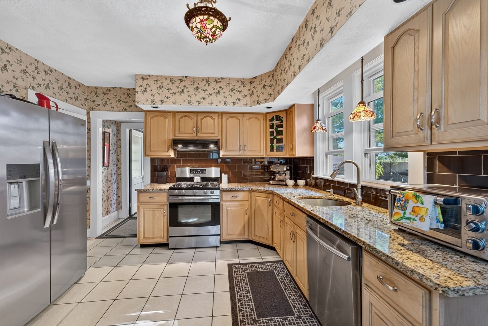 580 Highland Avenue Needham — Photo 10 of 24