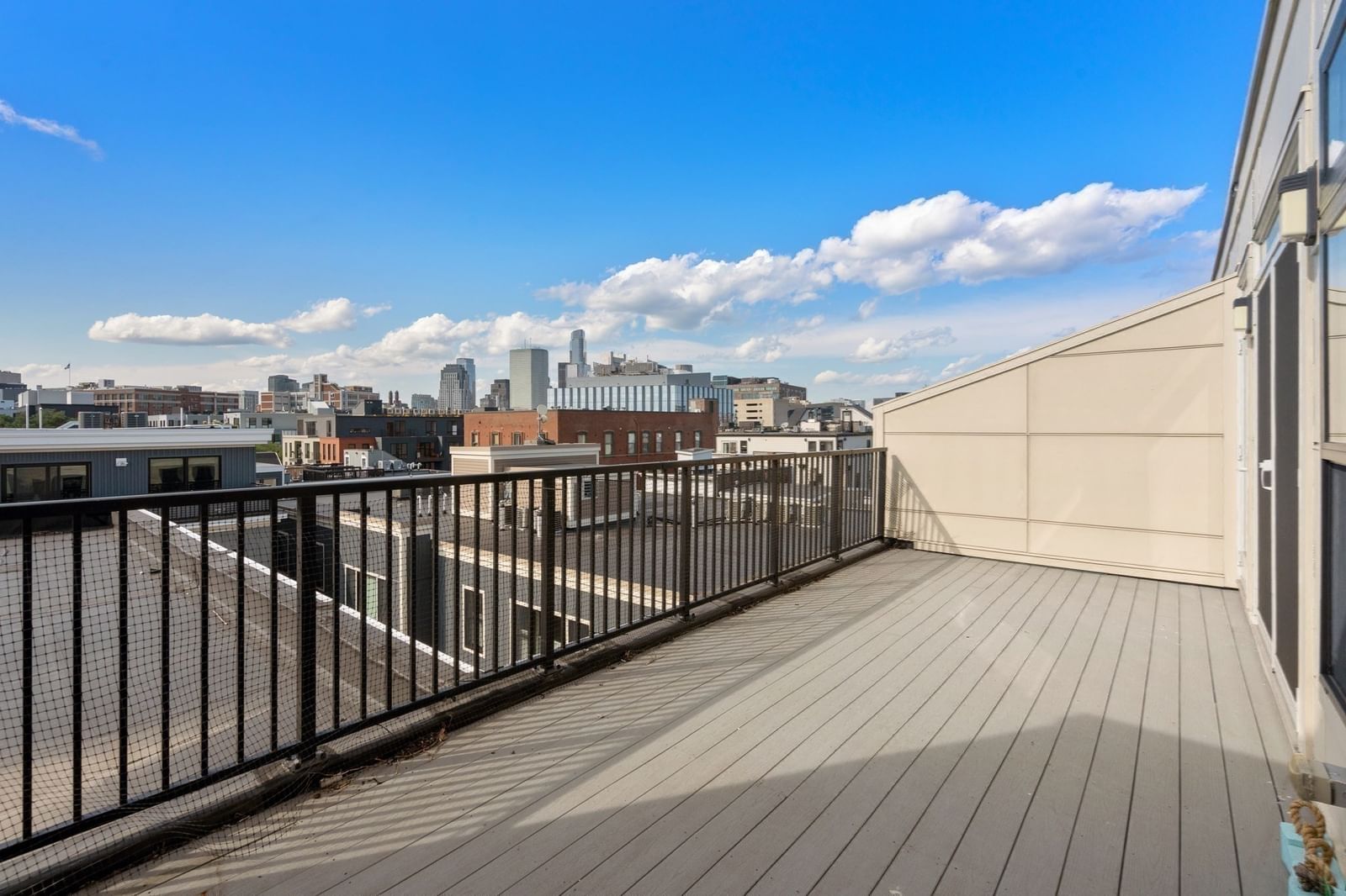 170 W Broadway #411 Boston — Photo 22 of 37