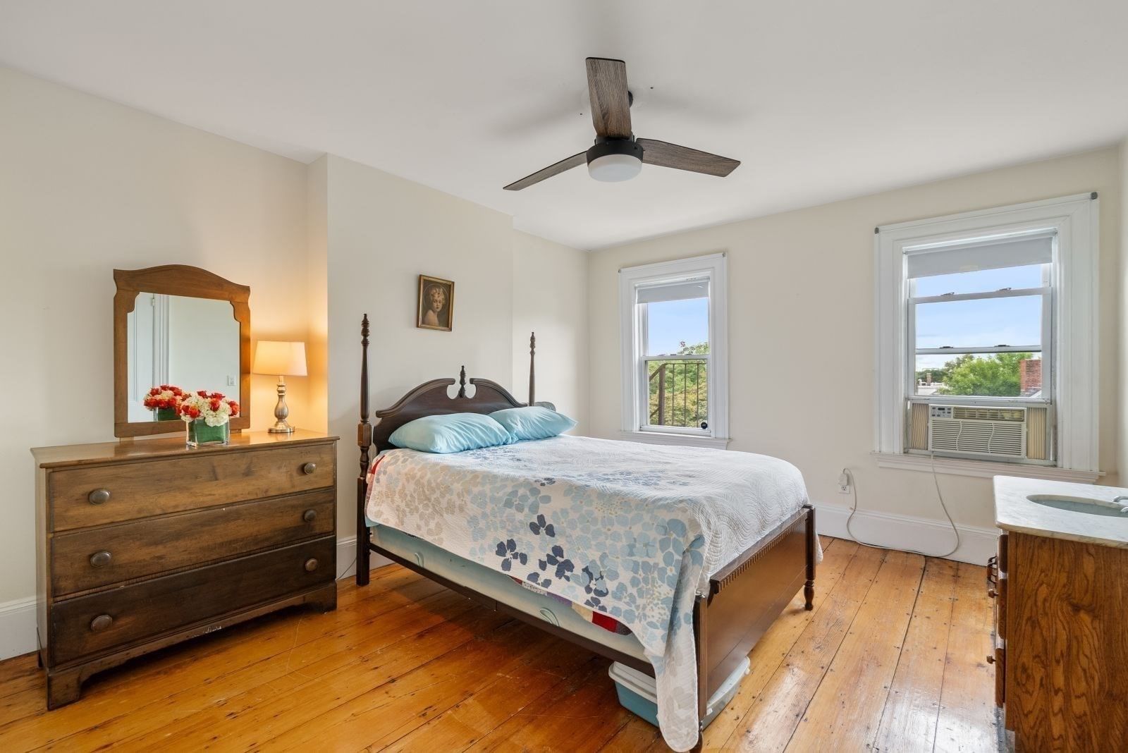 24 Auburn Street Boston — Photo 14 of 36