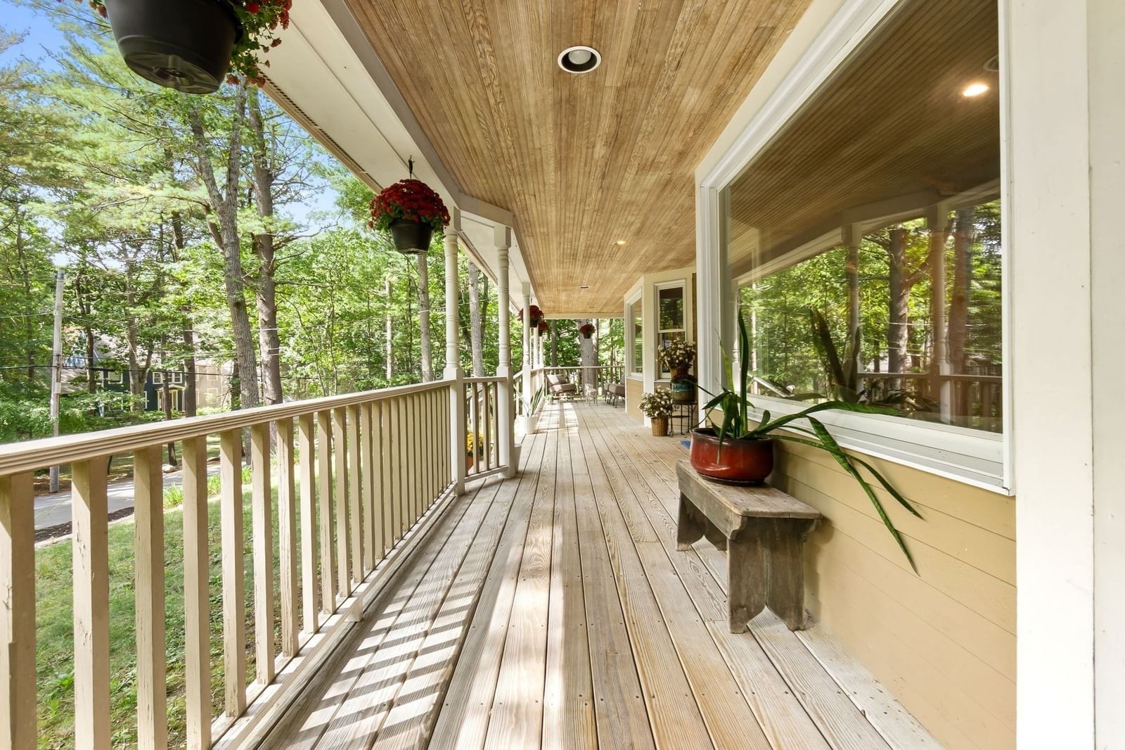 64 Leslie Rd Rowley — Photo 2 of 42
