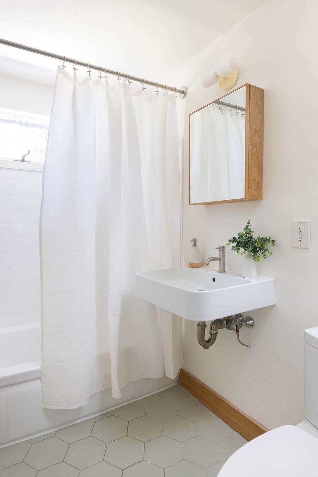 102 The Valley Rd Concord — Photo 20 of 25