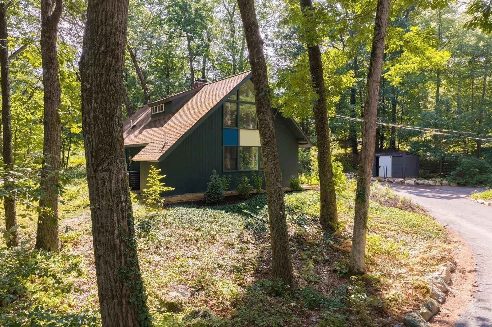 102 The Valley Rd Concord — Photo 23 of 25