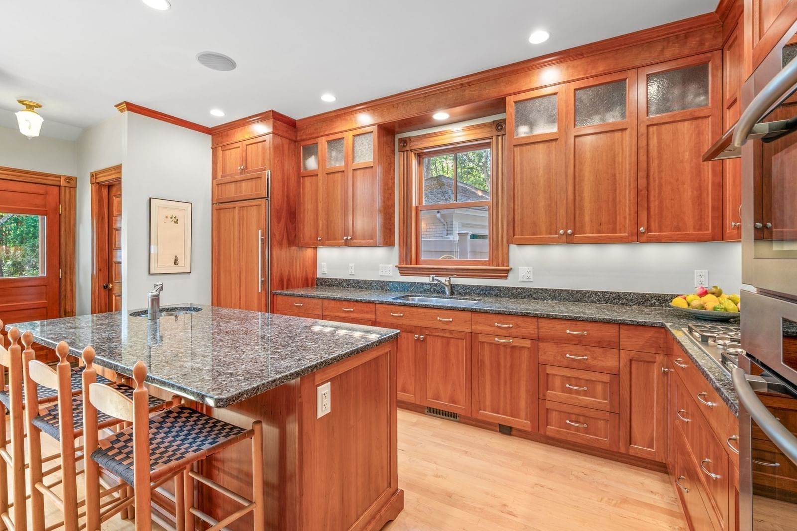 8 Cypress Rd Wellesley — Photo 11 of 25