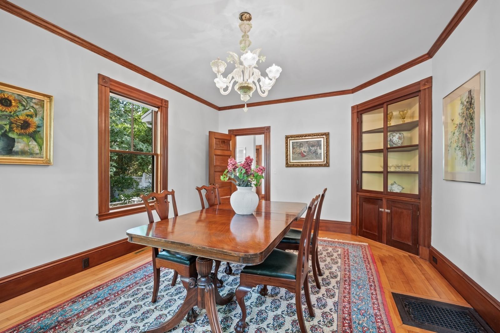 8 Cypress Rd Wellesley — Photo 6 of 25