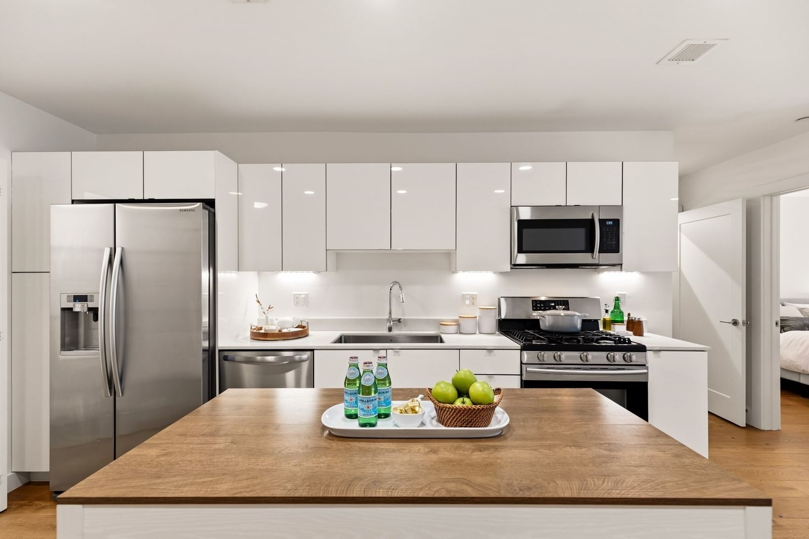 250 Meridian Street #209 Boston — Photo 2 of 17